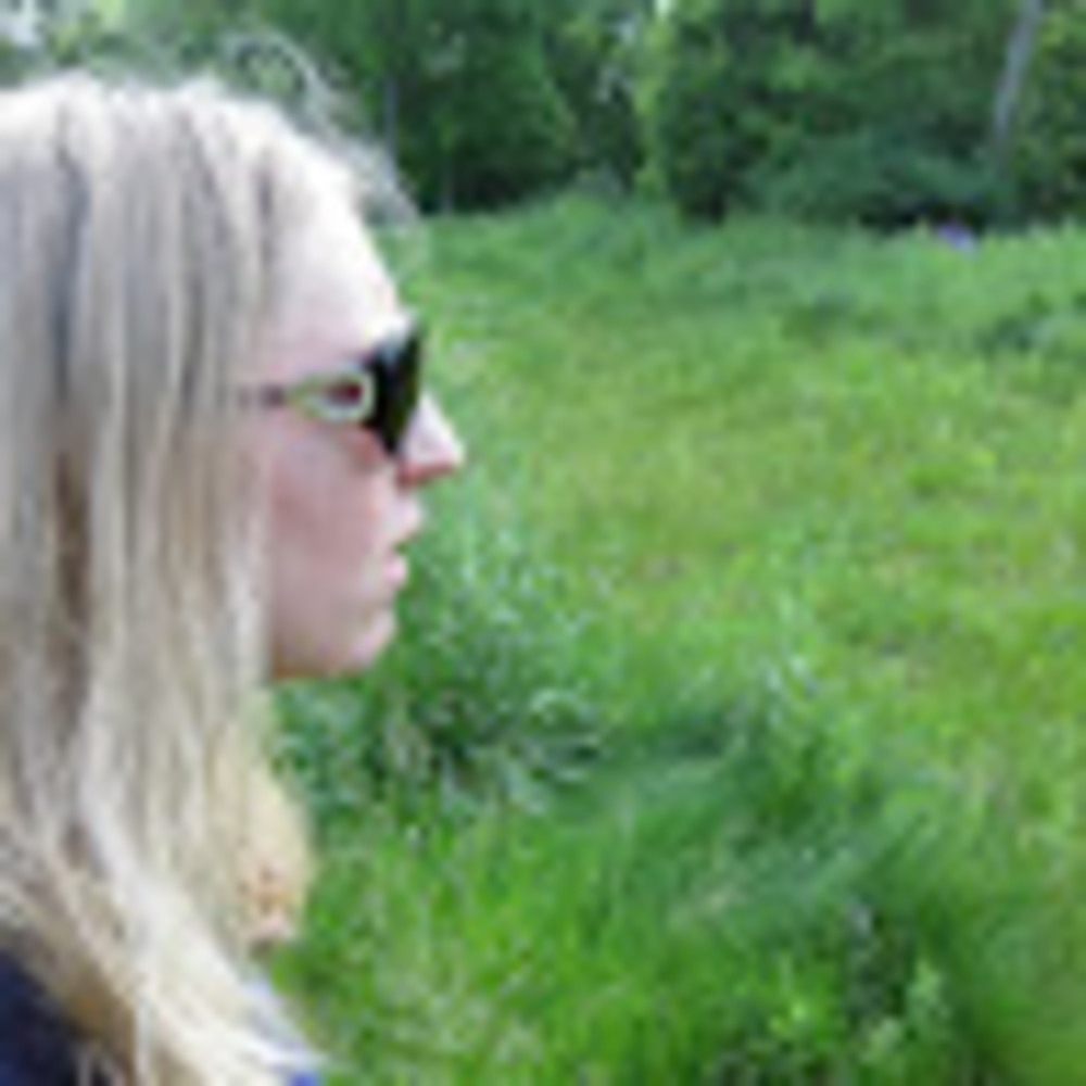 Meet your Posher, Classic Creative Lady